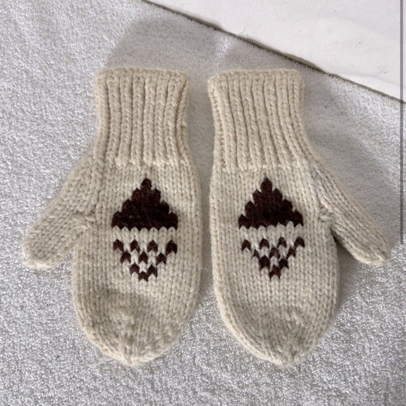 Vintage Hand Knit Cream Brown Mittens - Picture 2 of 4